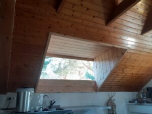 הגבהת גג קוקייה עם חלון