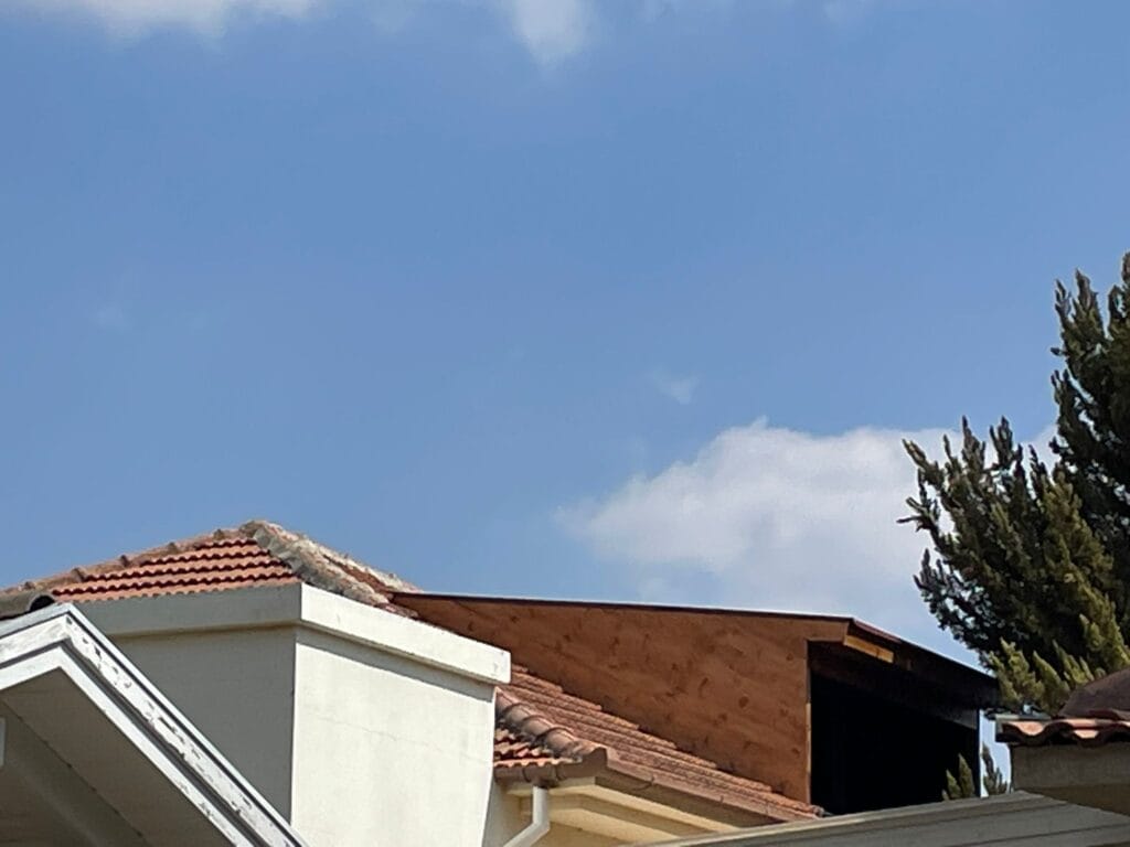 גג רעפים קוקייה
